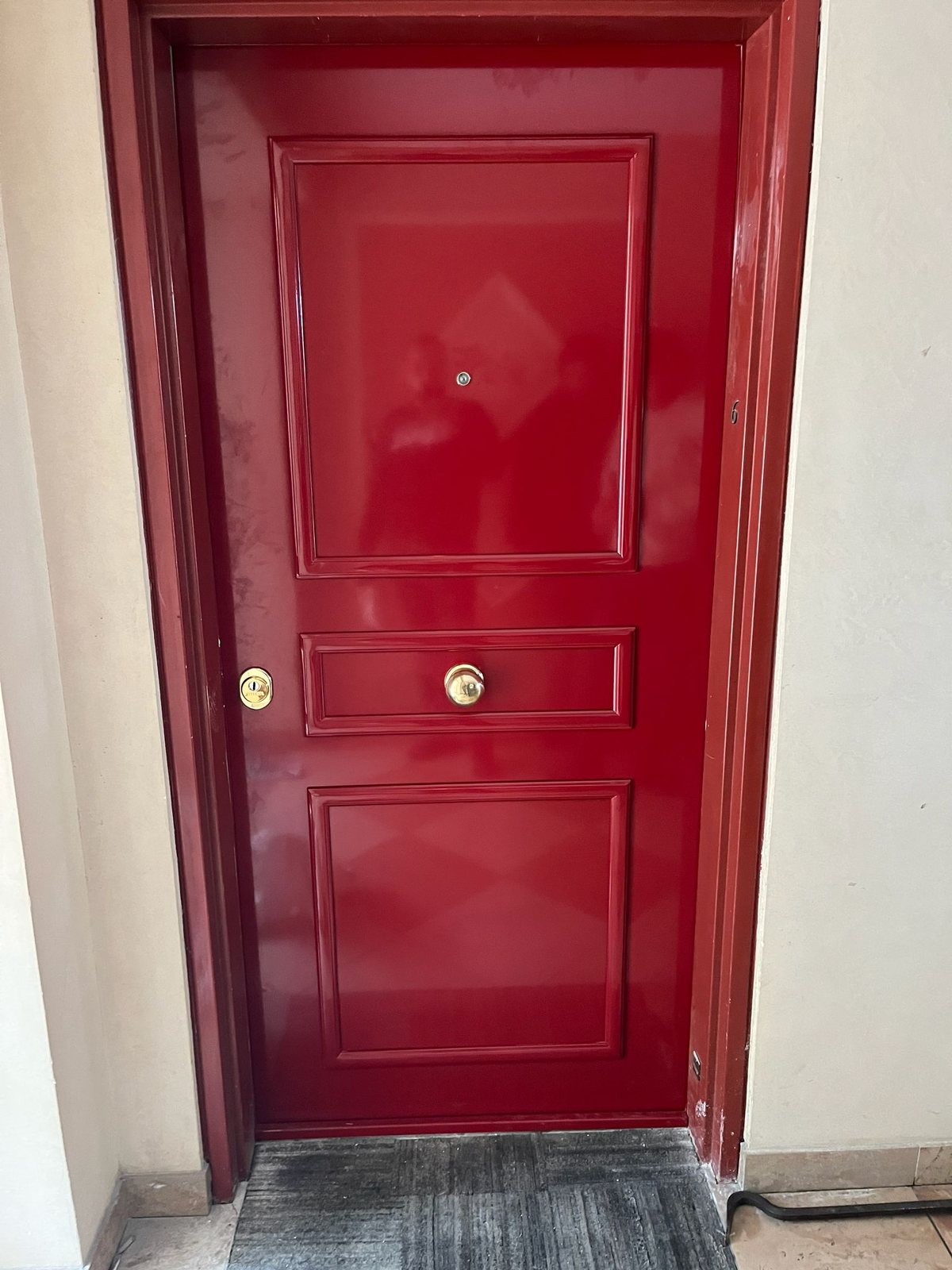 Porte blindée grise 3 panneaux – Résidence