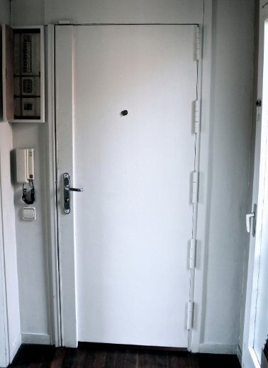 Pose porte blindée blanche – Sèvres